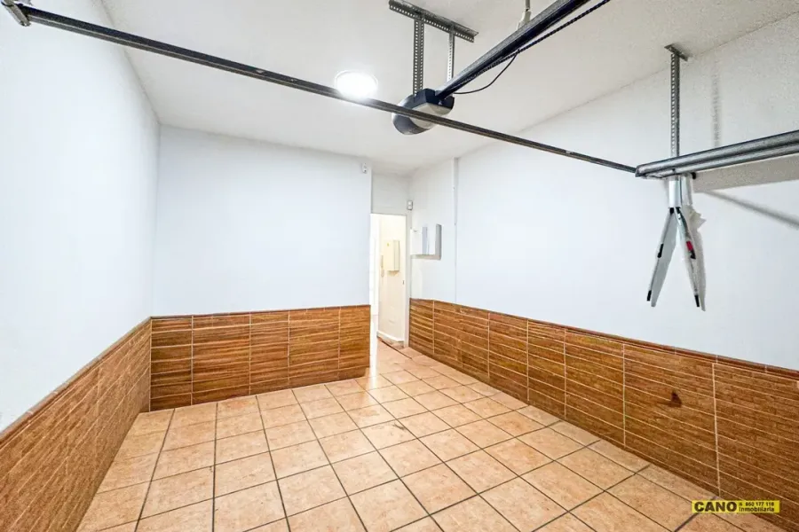 House for sale in Aguadulce - Image 1