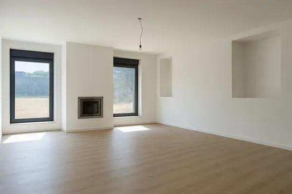 Stunning South-Facing Loft House with Garden in Sint-Genesius-Rode - Image 1