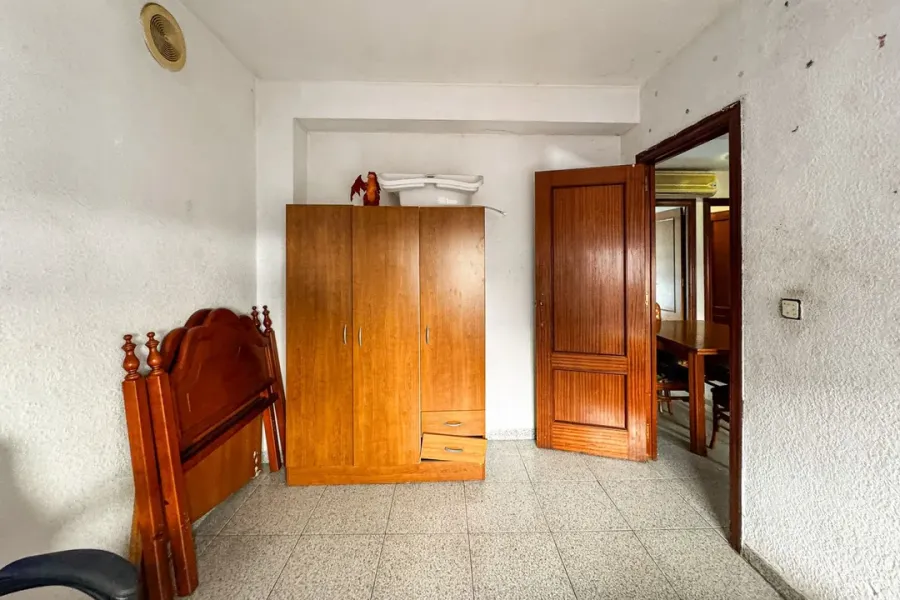 Apartment for sale in Almería - Image 1