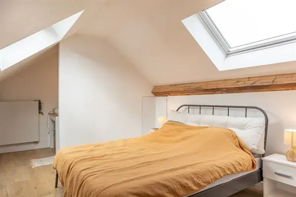 Charming Renovated 1 Bedroom Duplex Apartment Near Parc Duden, Vorst - Image 1