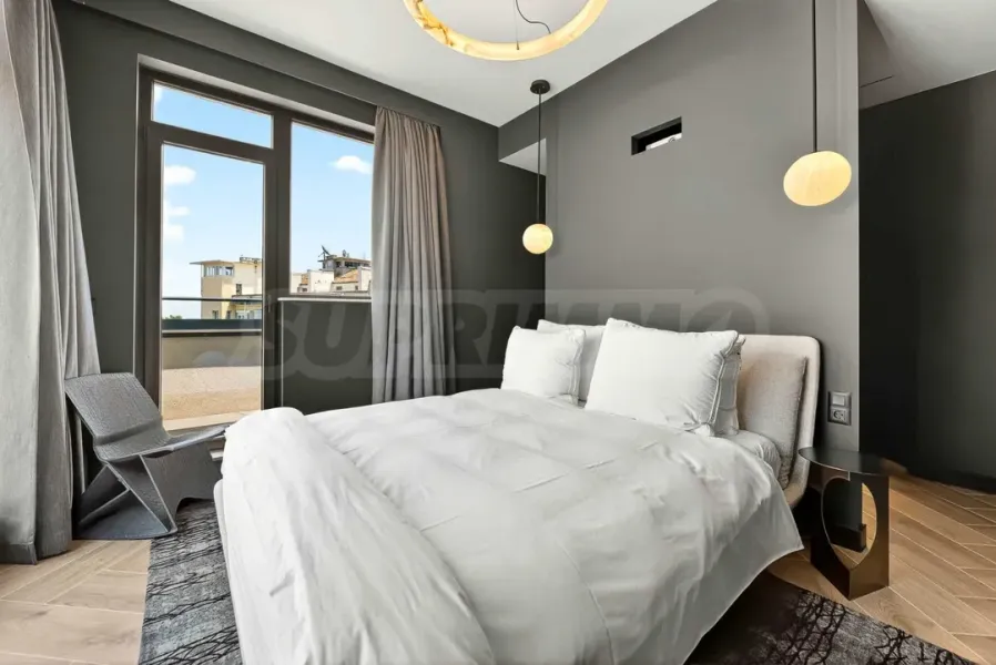 Luxury Varna Penthouse w/ SPA & Ocean Views - Image 4
