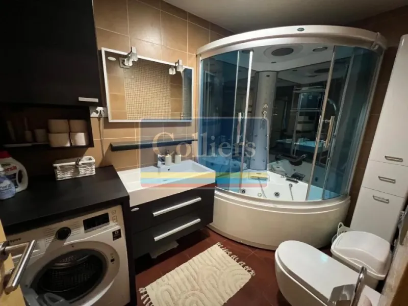 Spacious 3-Bedroom Apartment with Garage Near Church of Saint Sava - Image 5