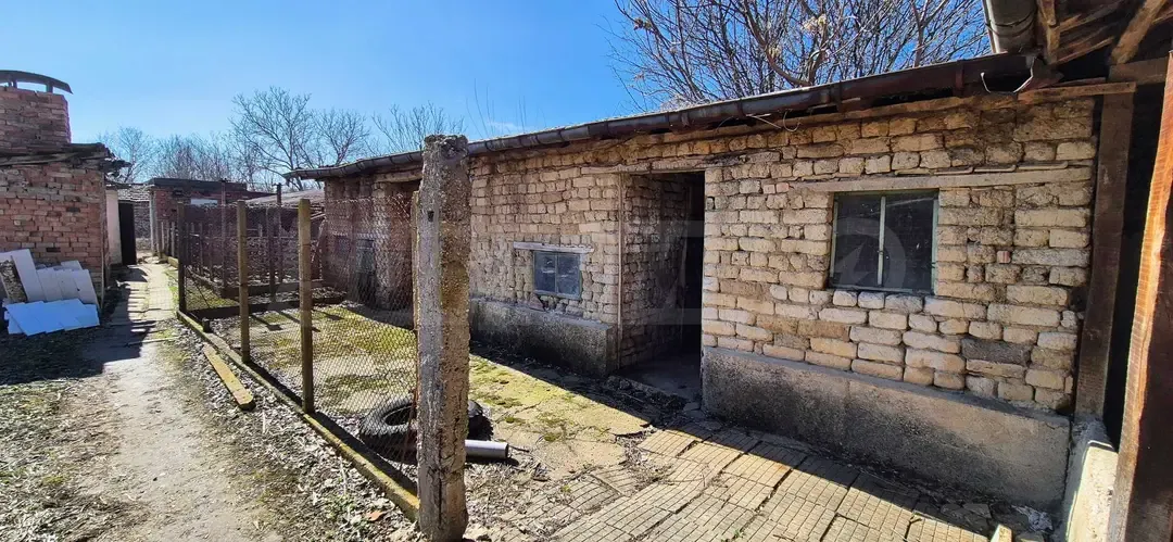 Charming Two-Building Home Near Levski, Bulgaria - 105m2 - Image 2