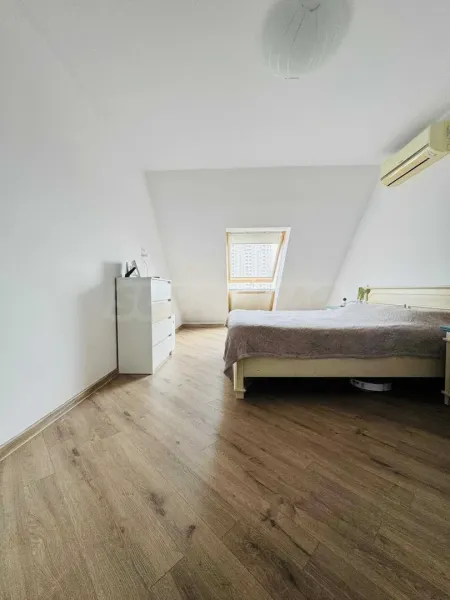Spacious Sea &amp; City View Apartment in Burgas - Image 5