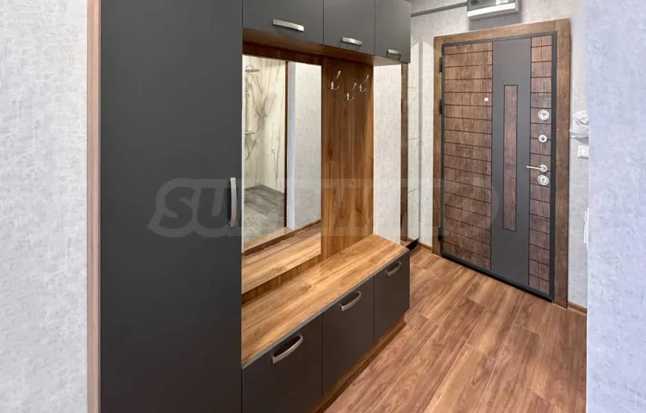 Stylish 2-Bedroom Apartment Near Mall Plovdiv - Image 4