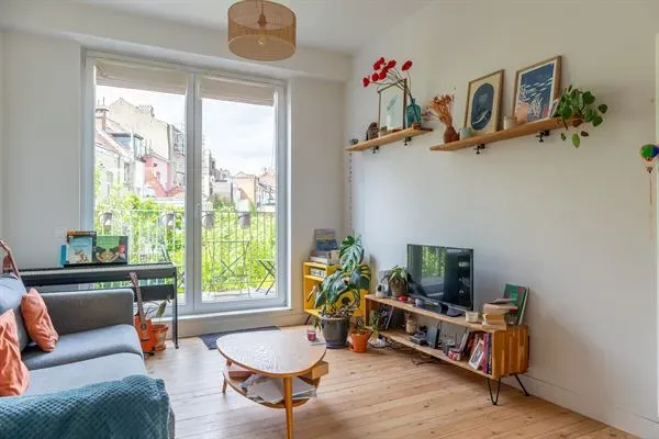 Charming 4-Bedroom House in Ukkel with Terrace and Garden - Image 4