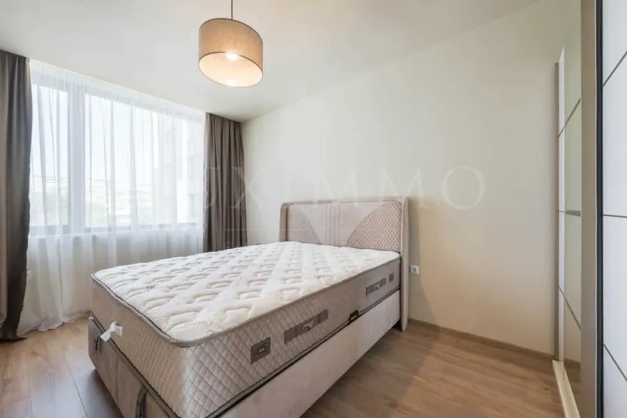 Sea View 2-Bedroom Apartment in Varna's Chaika - Image 2