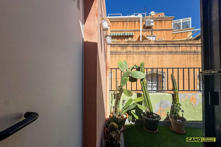 Spacious 5-Bedroom House in Almería with Stunning Terrace &amp; Dual Access - Image 4
