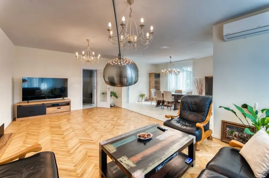 Spacious 3-Bedroom Apartment in Sofia's Goce Delchev - Image 1