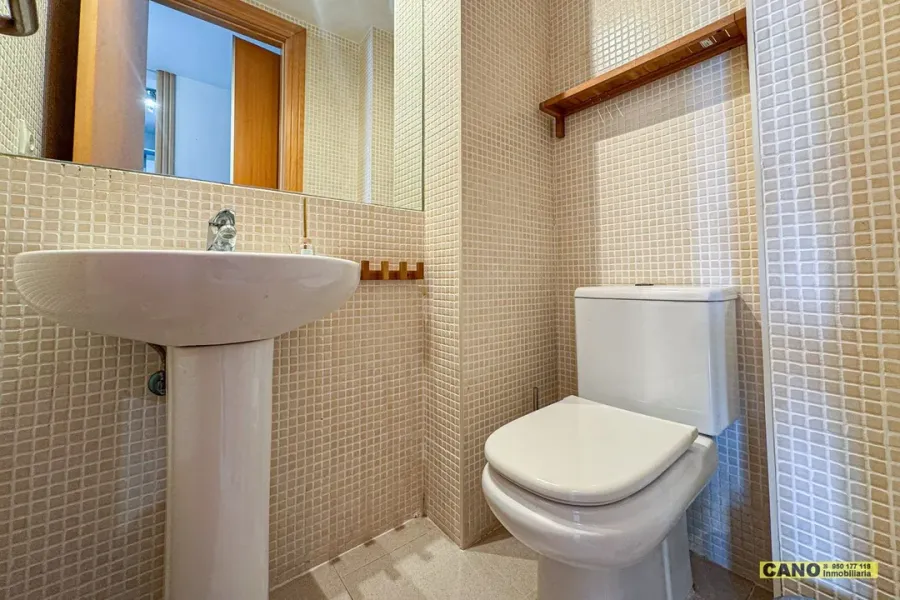Spacious 2-Bedroom Apartment with Sea Views in Marina Serena Golf - Image 3