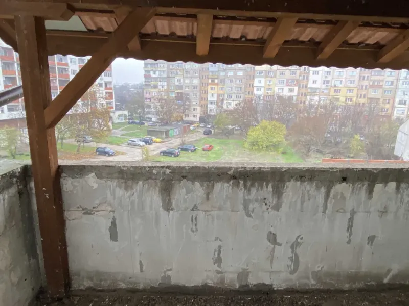 Spacious 3-Bedroom Apartment Near Retail Park, Vidin - Image 3