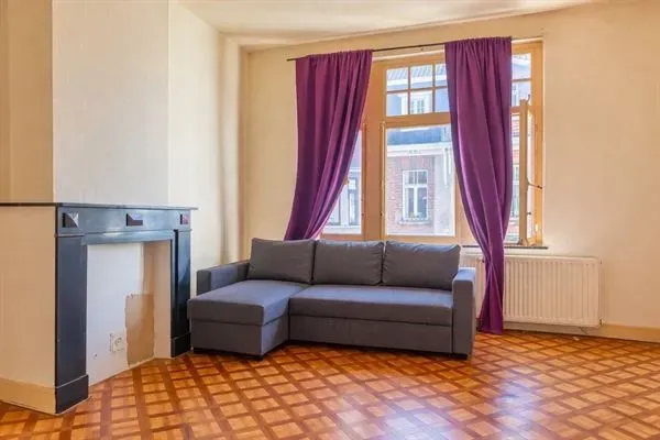 Bright 1-Bedroom Apartment Near Wolvendael Park - Renovation Potential - Image 3