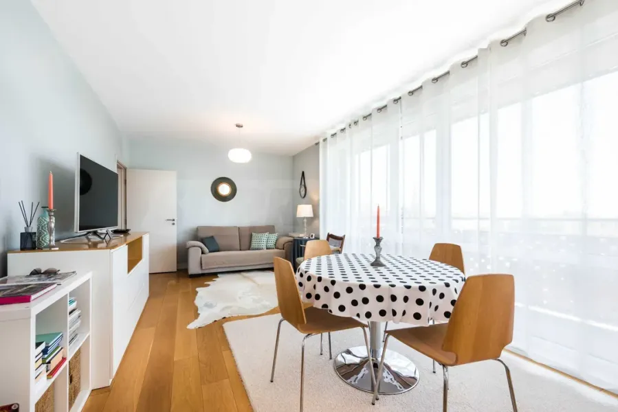 Sea View Apartment - Varna 'Briz' - 3 Beds - Image 2