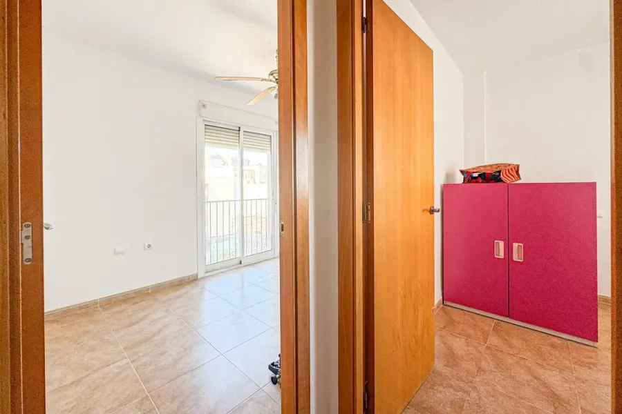 Spacious 3-Bedroom Apartment with Garage and Elevator in Viator - Image 5