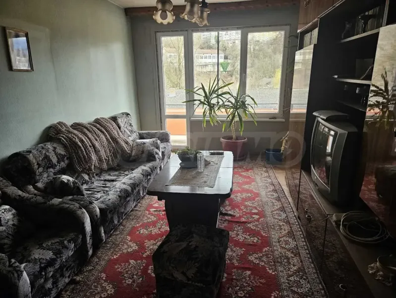 Fully Furnished Smolyan Apartment with Terrace and Basement - Image 2