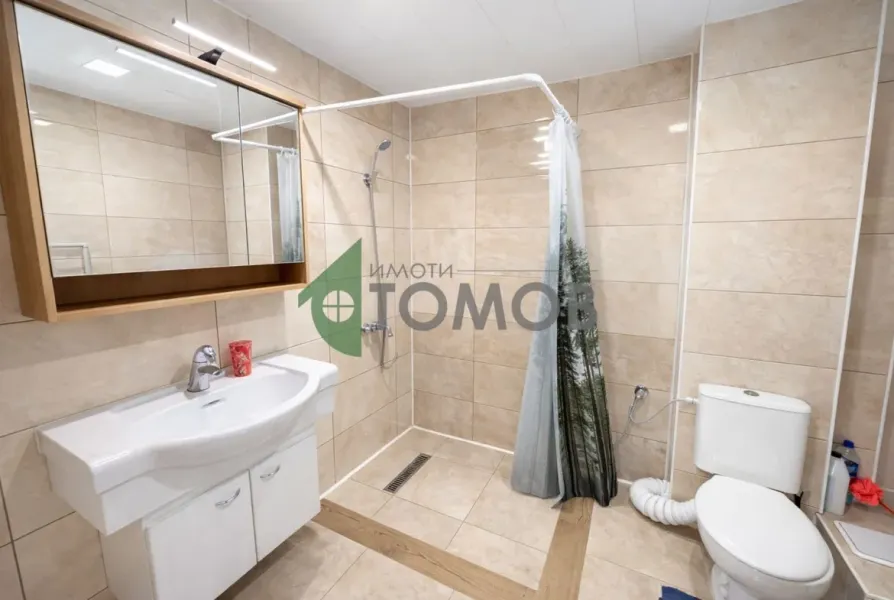Spacious Fully Furnished 2-Bedroom Apartment in New Stara Zagora Building - Image 4