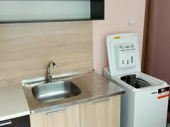Spacious, Fully Furnished Apartment Near Sofia Parks &amp; Shops - Image 2
