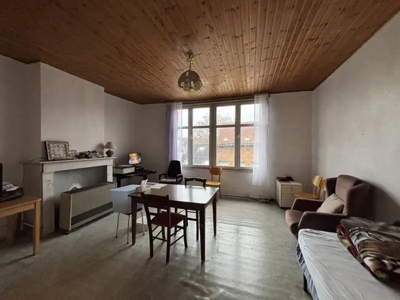Spacious 5-Bedroom Apartment Building in Schaarbeek, Belgium - 408m2 - Image 2