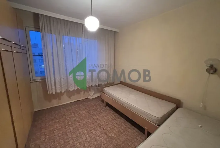 Spacious 2+1 Apartment in Stara Zagora – Great Location - Image 5