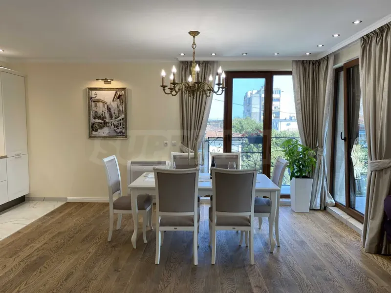 Spacious Fully Furnished Apartment in Central Varna, Bulgaria - Image 1