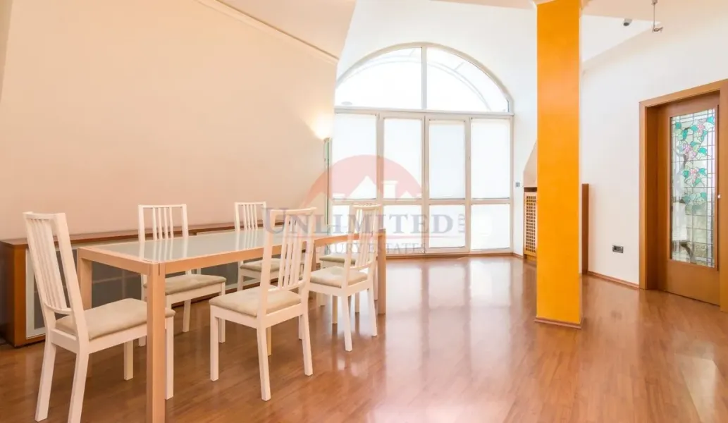 Stunning Panoramic Two-Bedroom Apartment Near Joliot-Curie Metro - Image 2