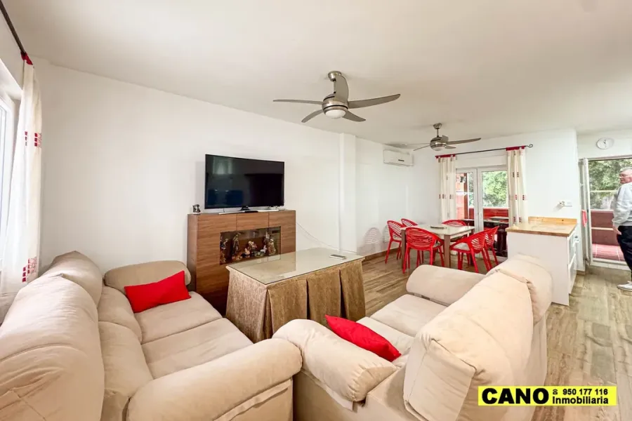 Spacious 4-Bedroom Duplex in Aguadulce with Sea Views – For Sale - Image 2