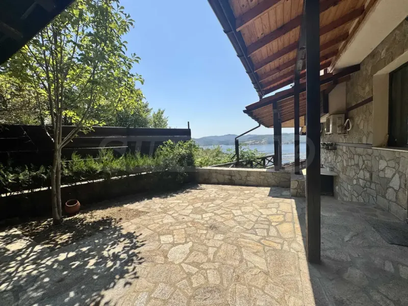 Panoramic Lakeside House - 6 Bedrooms, BG - Image 4
