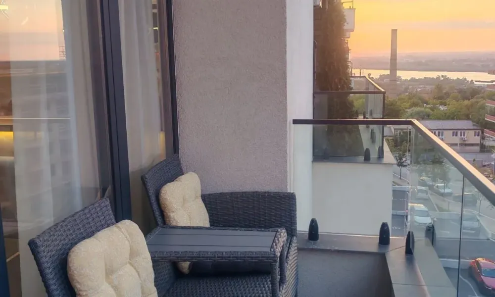 Spacious 3-Bedroom Apartment with Danube Views - Belgrade - Image 3