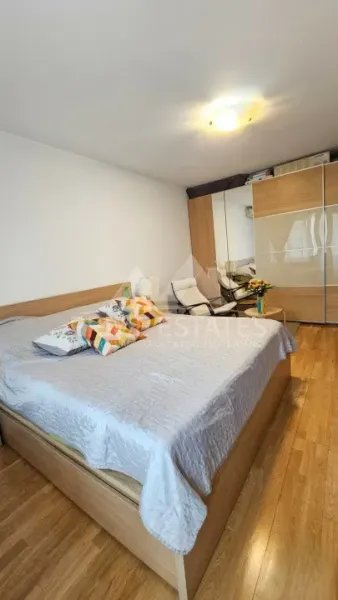 Spacious 3-Bedroom Apartment Near Tineretului Park, Bucharest - Image 3