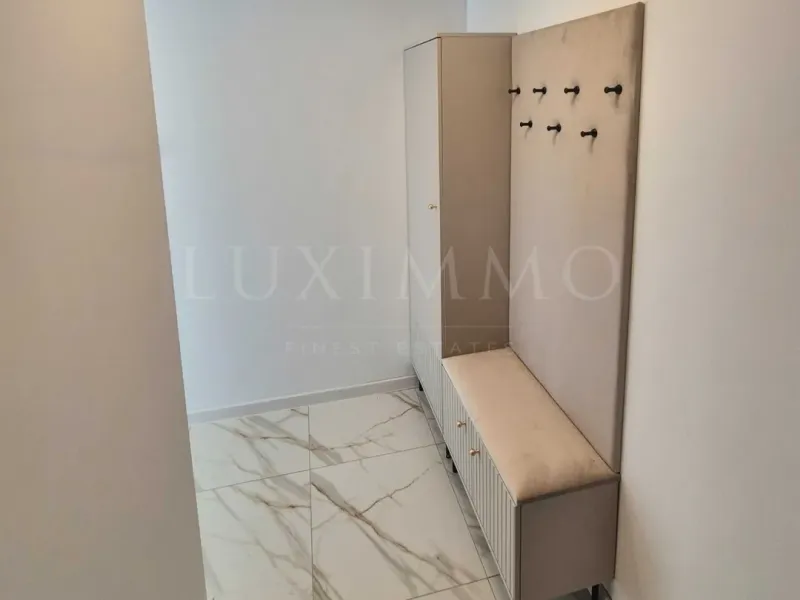 Stylish One-Bedroom Apartment with Private Landscaped Yard in Pchelina - Image 2