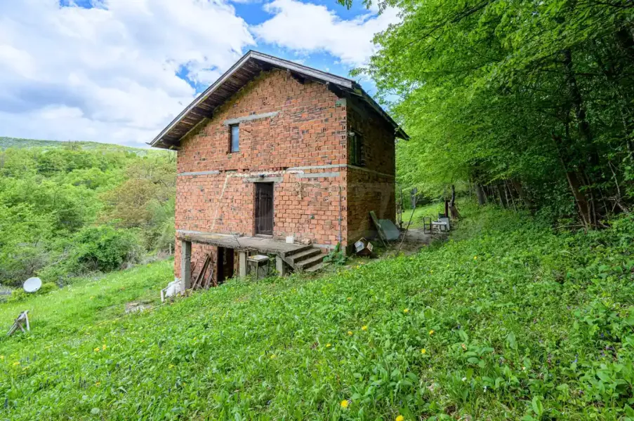 Spacious House in Vrabcha, Bulgaria – Taten 150m2 - Image 5