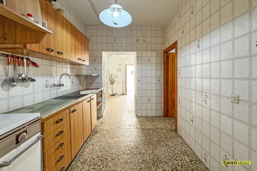 Spacious 3-Bedroom House with Land in Huércal de Almería Spain - Image 3