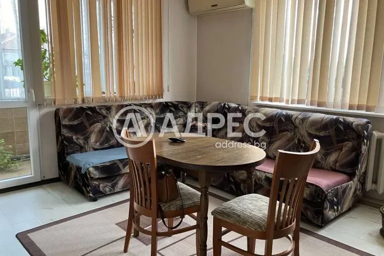Spacious Fully Furnished Burgas Apartment with Garden and Garage for Sale - Image 4