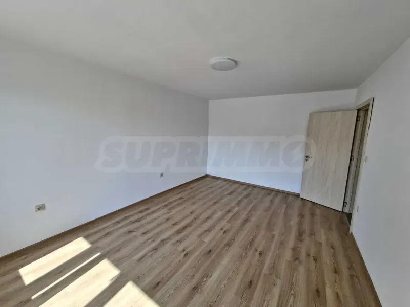 Spacious Apartment in Mladost 1, Varna - New Renovation - Image 2