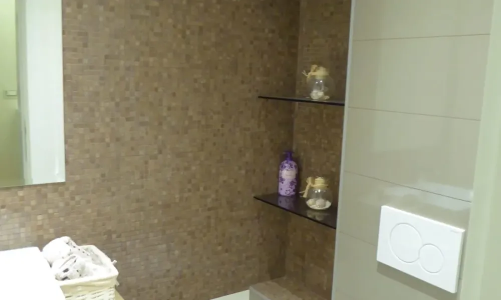 Spacious, Fully Furnished 3-Bedroom Apartment with Garage in Belgrade - Image 1