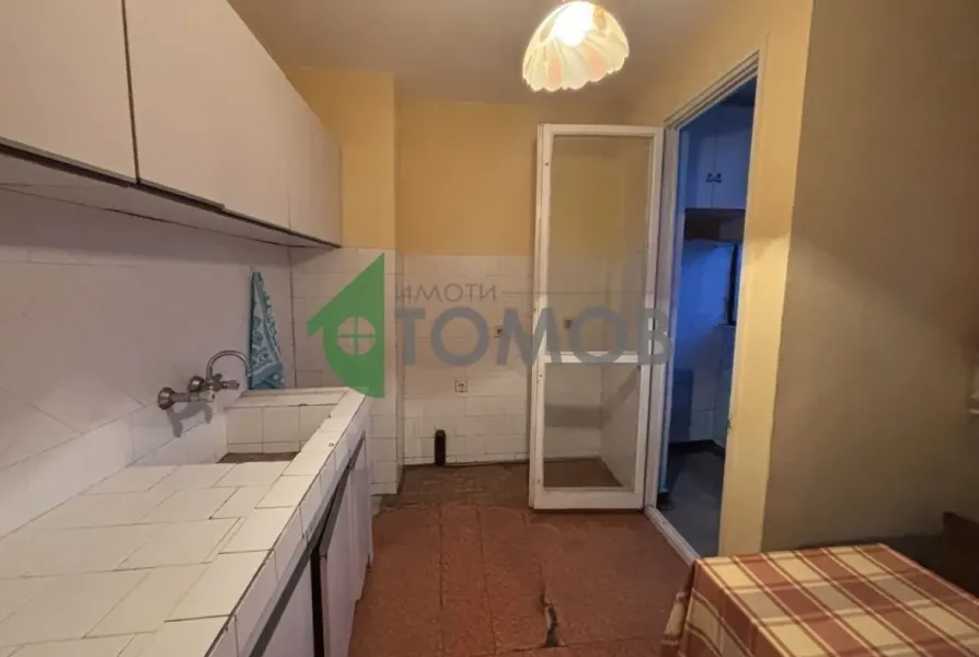 Spacious 2+1 Apartment in Stara Zagora – Great Location - Image 2
