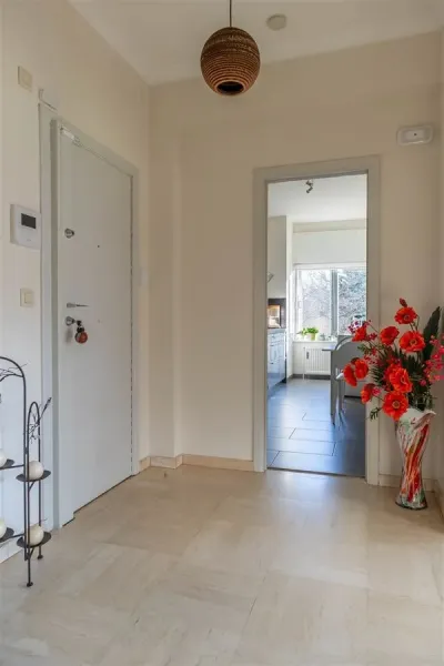 Spacious Ground Floor Apartment Near Wolvendael Park – Ukkel, Belgium - Image 1