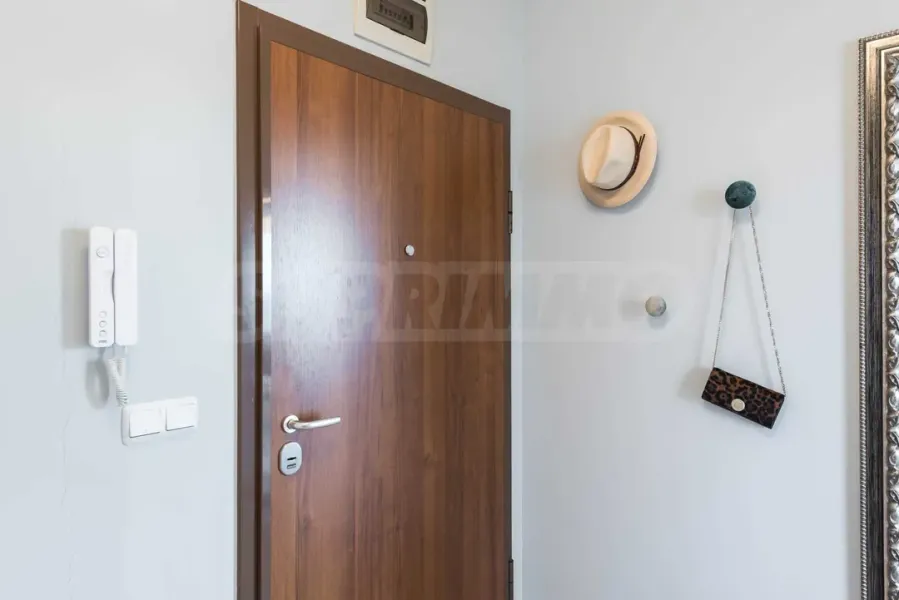 Sea View Apartment - Varna 'Briz' - 3 Beds - Image 3