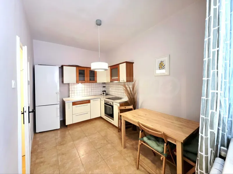 Stylish Sofia Apartment in Central Location - Fully Furnished - Image 3