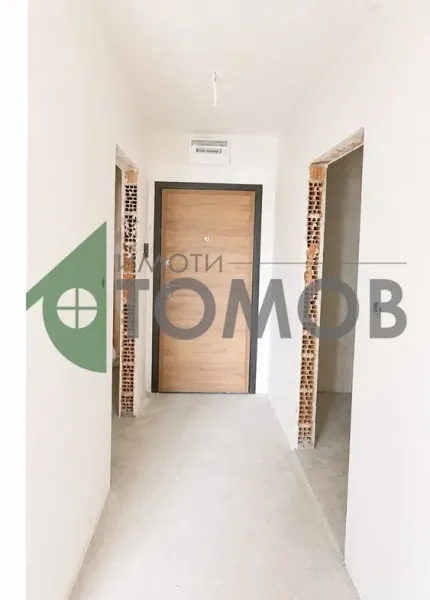 Spacious 3-Bedroom Apartment in New "Ayazmoto" Complex, Stara Zagora - Image 2