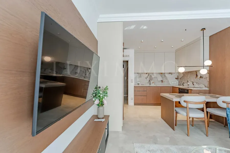Stylish One-Bedroom in Avigeya Building - Image 5