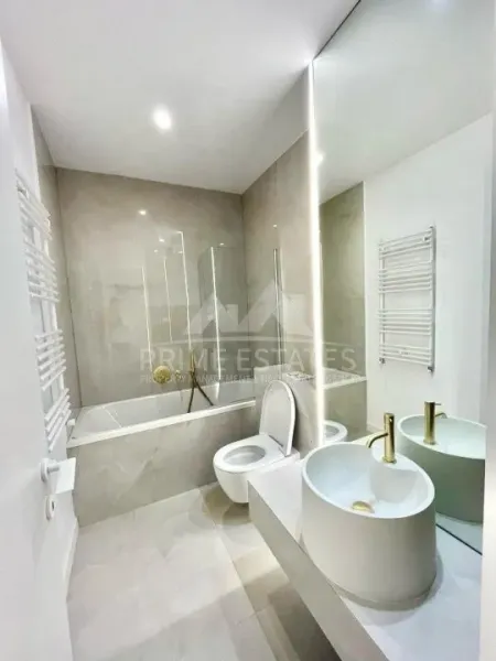 Spacious Fully Furnished 2-Bedroom Apartment with Parking - Cortina North - Image 3