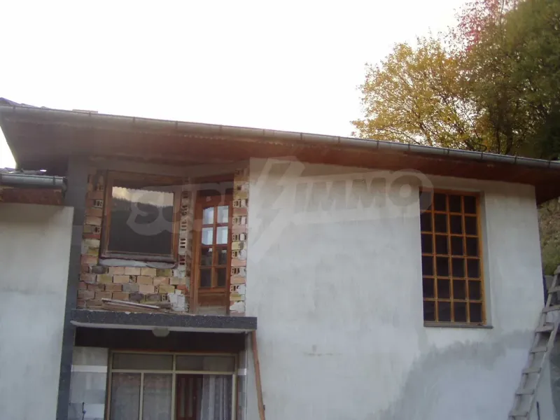 Spacious 3-Story House with Garden Near Smolyan: Perfect for Rural Tourism and Mountain Living. - Image 2