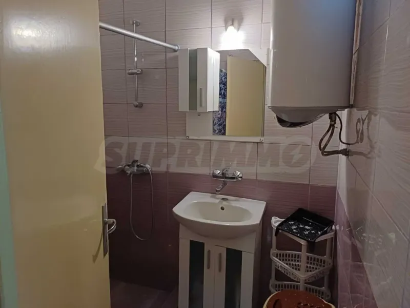 Spacious, Fully Furnished Apartment in Burgas City Center - Image 5