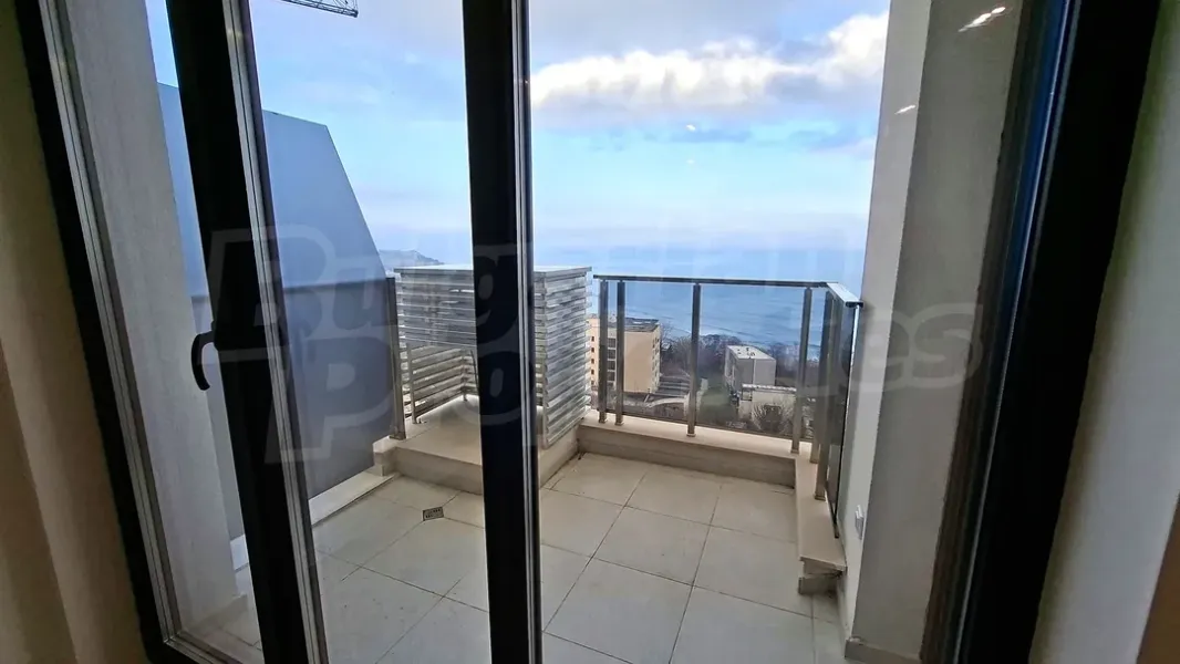 Sea View Luxury Apartment in Kabakum, Varna – 108m2 - Image 5