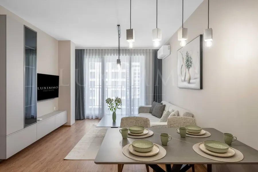 Stylish One-Bedroom Apartment in Prestigious Plovdiv Complex - Image 3