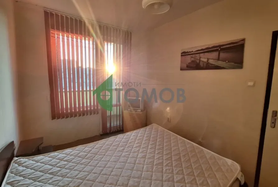 Spacious South-Facing Apartment in Stara Zagora – 45m2 - Image 2