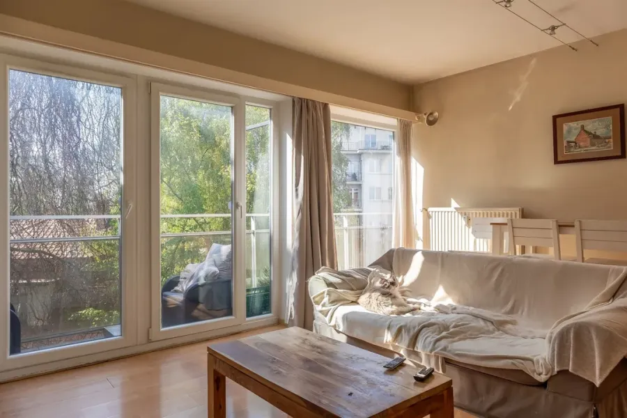 Bright Terrace Apartment in Uccle, Near Bois de la Cambre – 39m2 - Image 4