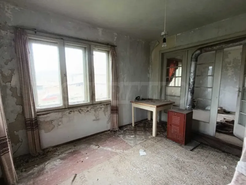 House for sale in Polski Trambesh - Image 2
