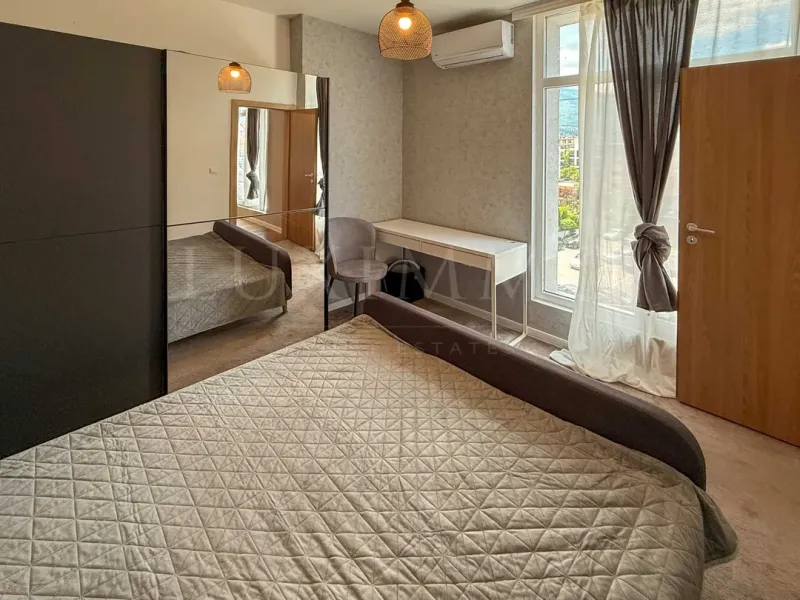 Stylish One-Bedroom Apartment in the Castle Complex, Sofia - Image 3